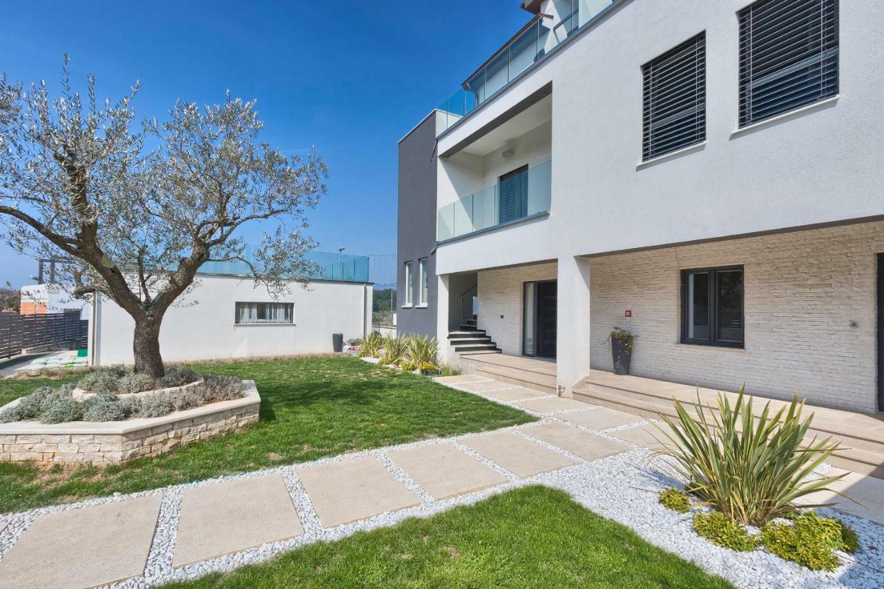 Apartments La Mer بولا المظهر الخارجي الصورة