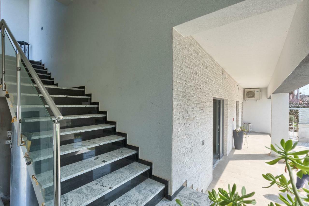 Apartments La Mer بولا المظهر الخارجي الصورة