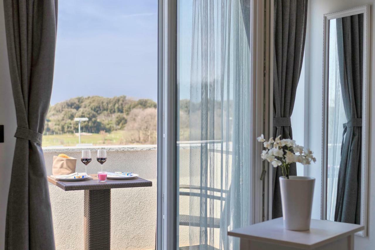 Apartments La Mer بولا المظهر الخارجي الصورة
