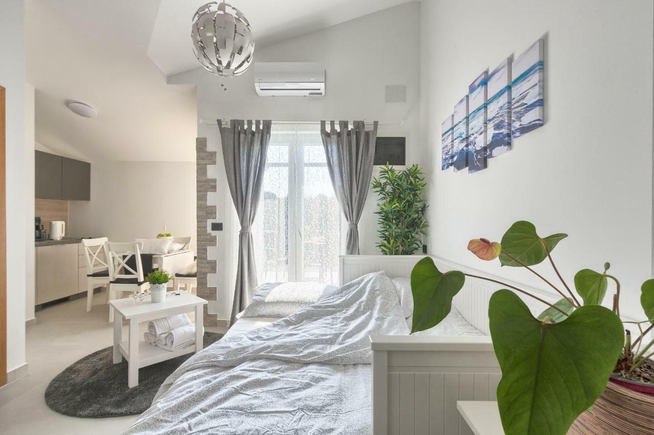 Apartments La Mer بولا المظهر الخارجي الصورة