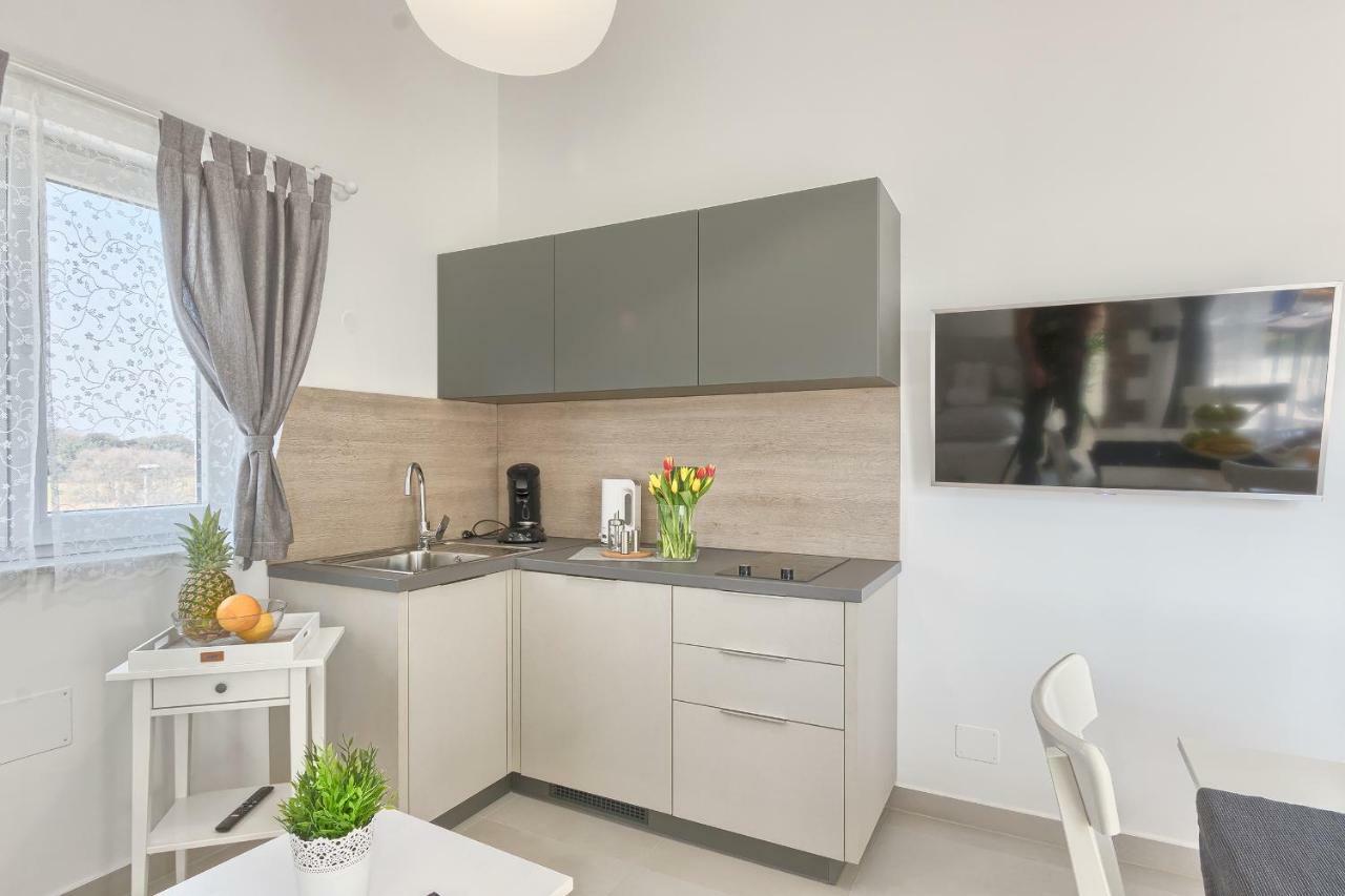 Apartments La Mer بولا المظهر الخارجي الصورة