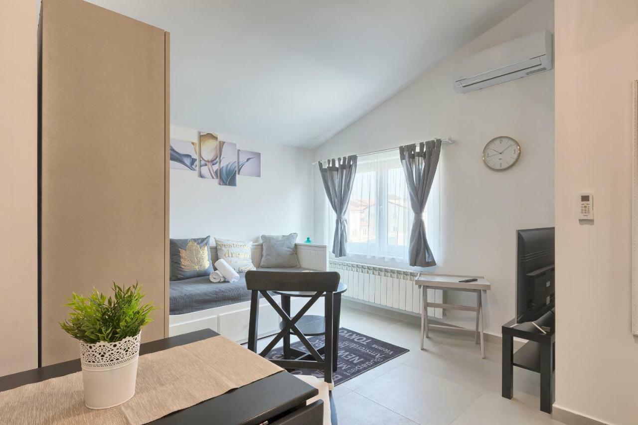 Apartments La Mer بولا المظهر الخارجي الصورة