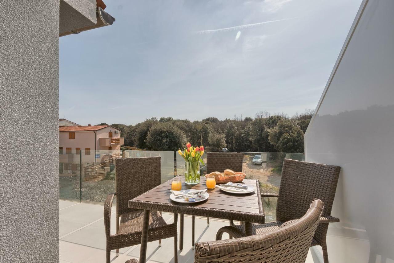 Apartments La Mer بولا المظهر الخارجي الصورة